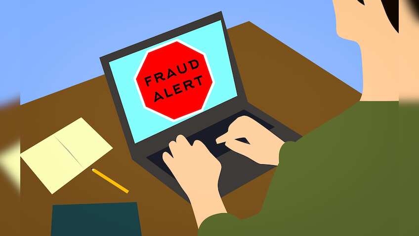 Instant loan app racket busted! Rs 500 cr sent to China via Hawala ...