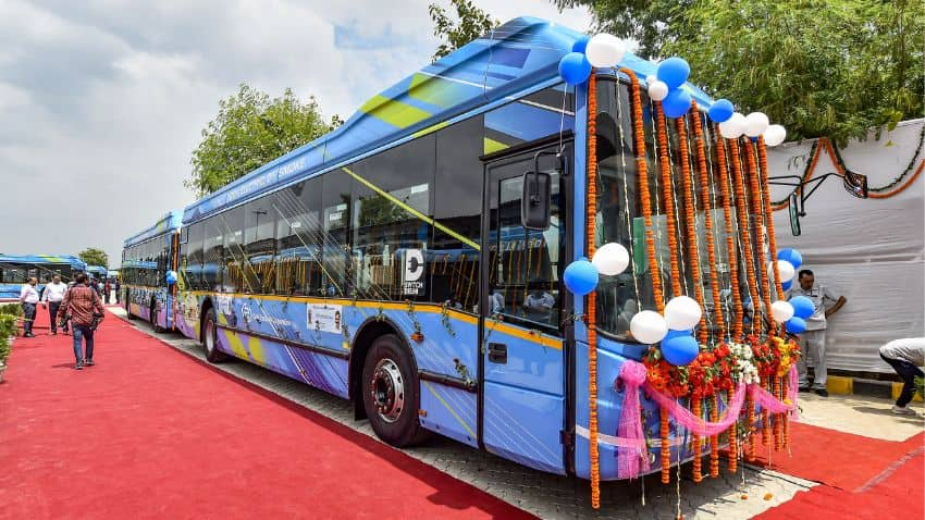 Delhi Electric Buses: Transforming Urban Transport With New 97 High ...