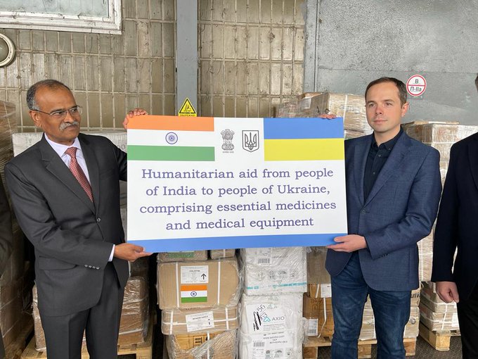 India hands over 12th consignment of humanitarian aid to Ukraine | Zee ...