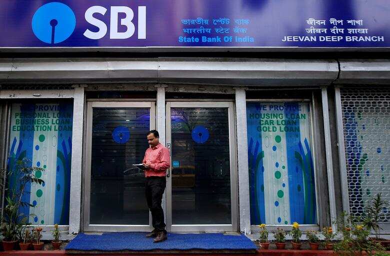 SBI touches Rs 5-trillion-mark in market capitalisation for first time: Stock jumps 3% - check brokerage's target 