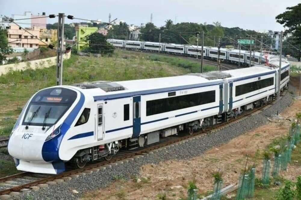Indian Railway To Increase The Speed Of Trains In Main Routes, Know More Details In This Video