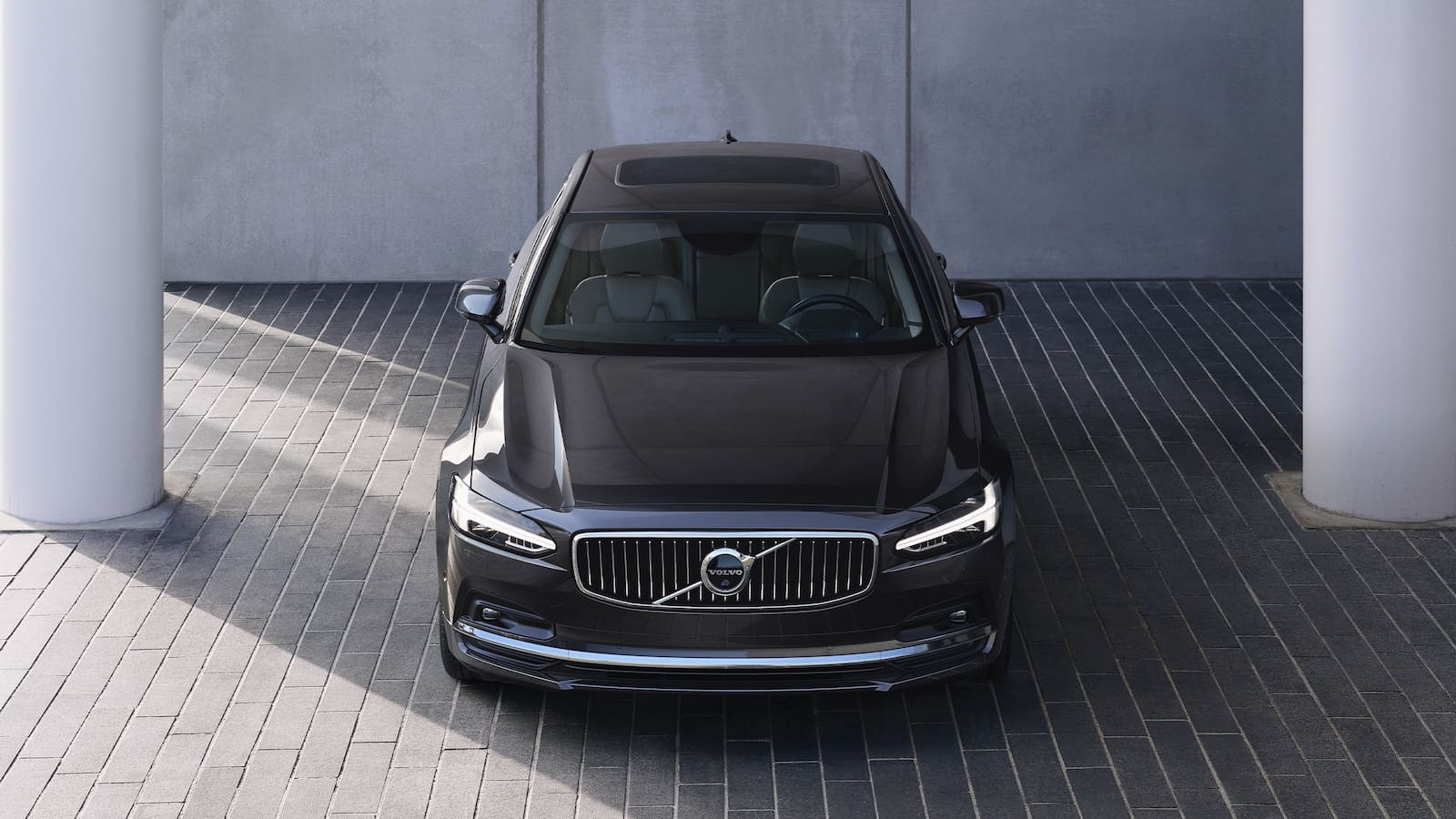 Volvo S90: Colour