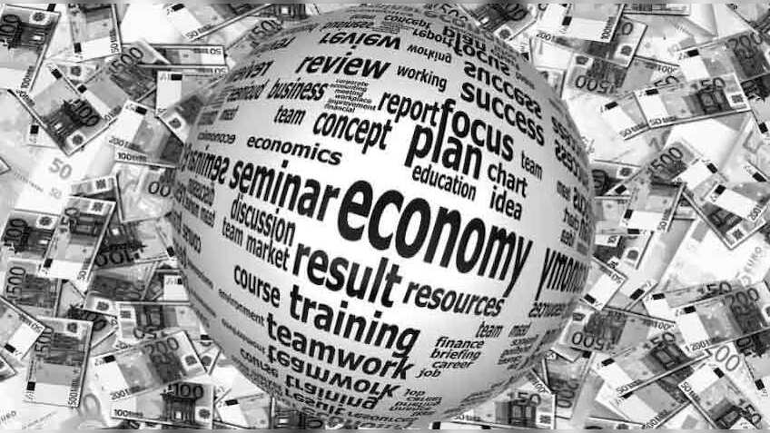 Global economy to grow at 2.7% in 2022, 2.3% in 2023: Moody's Analytics