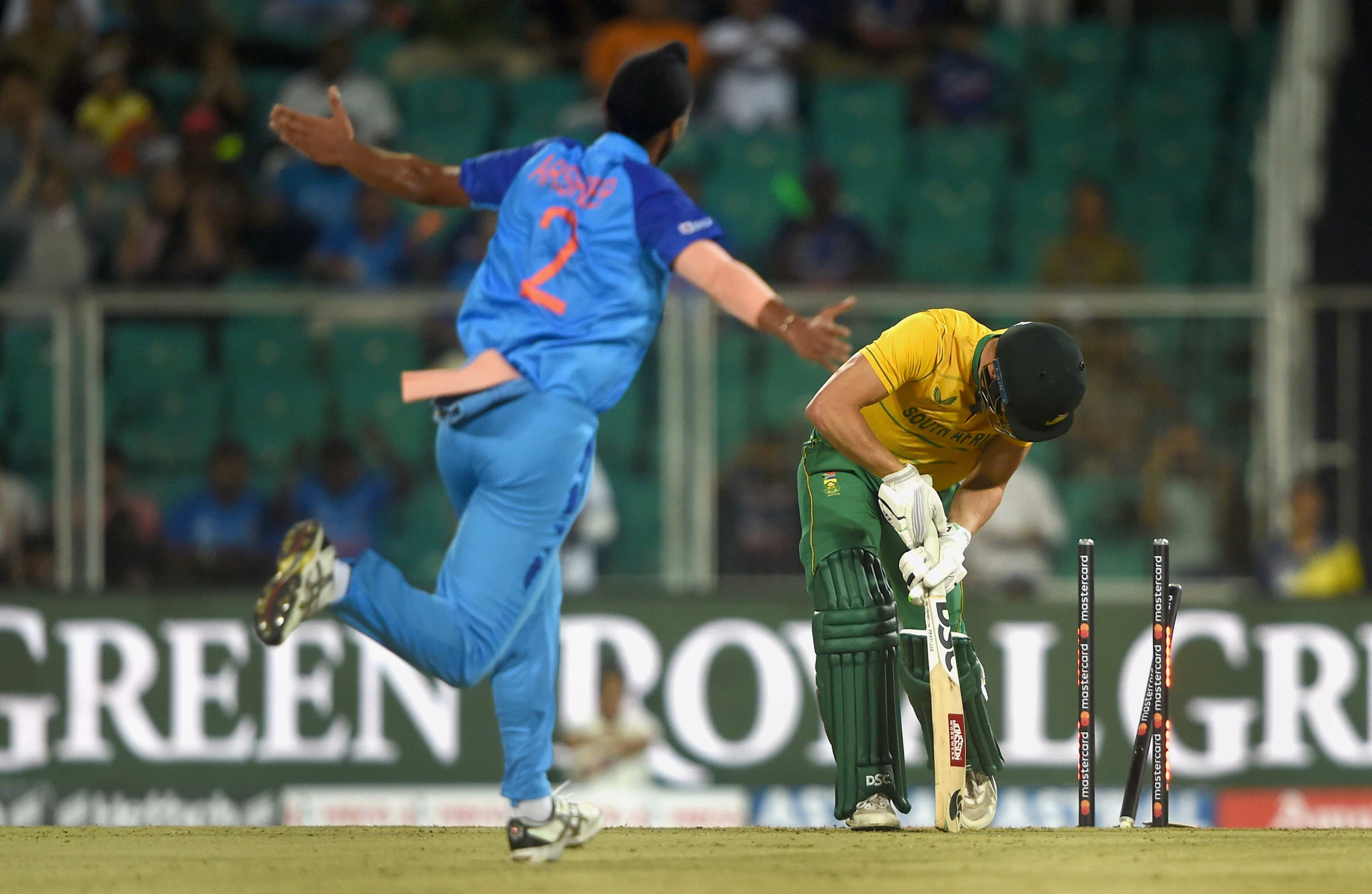 India Vs South Africa T20 2022 Arshdeep Singh Deepak Chahar Swing It 