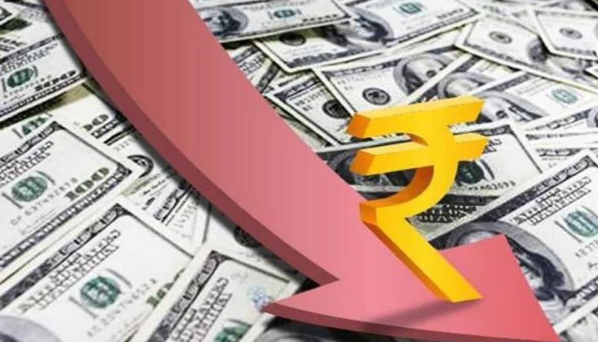 Aapki Khabar Aapka Fayda: Rupee Slips Past 82 Per Dollar To Hit A New All-Time Low