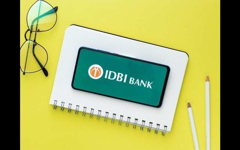 Only buyers in IDBI Bank as Street loves govt, LIC stake sale in PSU lender  | Zee Business