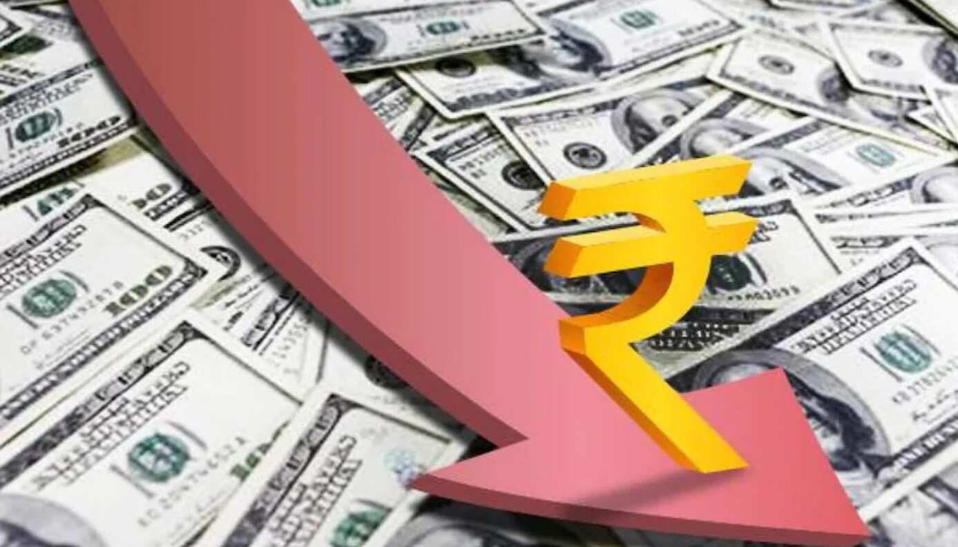 Commodity Superfast: Rupee Falls To Record Low Of 83 Against US Dollar | Indian Rupee Vs US Dollar