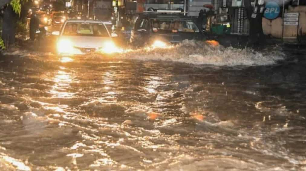 Bengaluru Under Water Again As Heavy Rains Trigger Waterlogging, Yellow ...