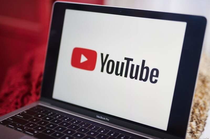 Now you can zoom in, out while watching YouTube videos
