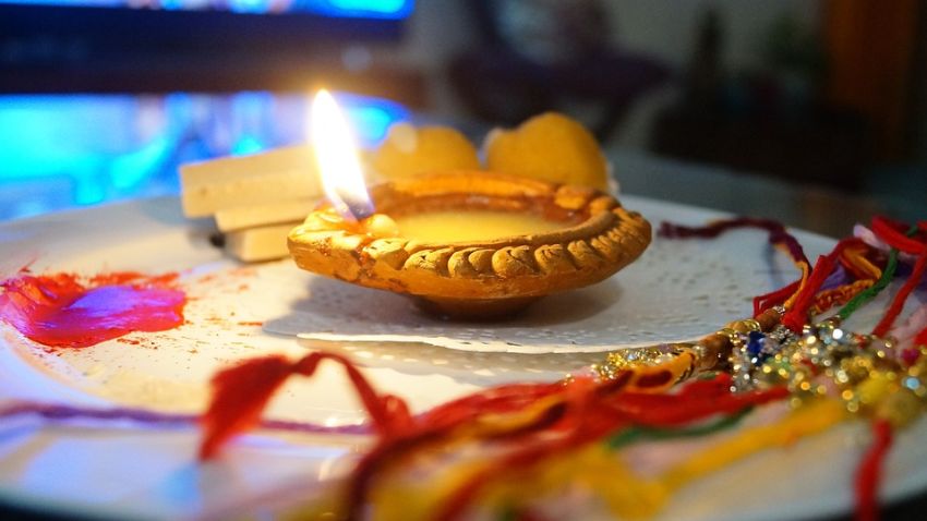 Bhai Dooj 2022: How is Bhai Dooj different from Raksha Bandhan? Know significance, rituals, times when they are celebrated
