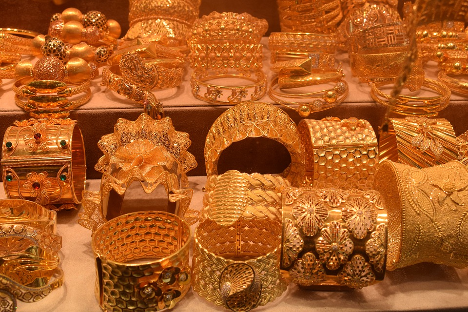 Gold, Silver prices today: Yellow metal drops on
