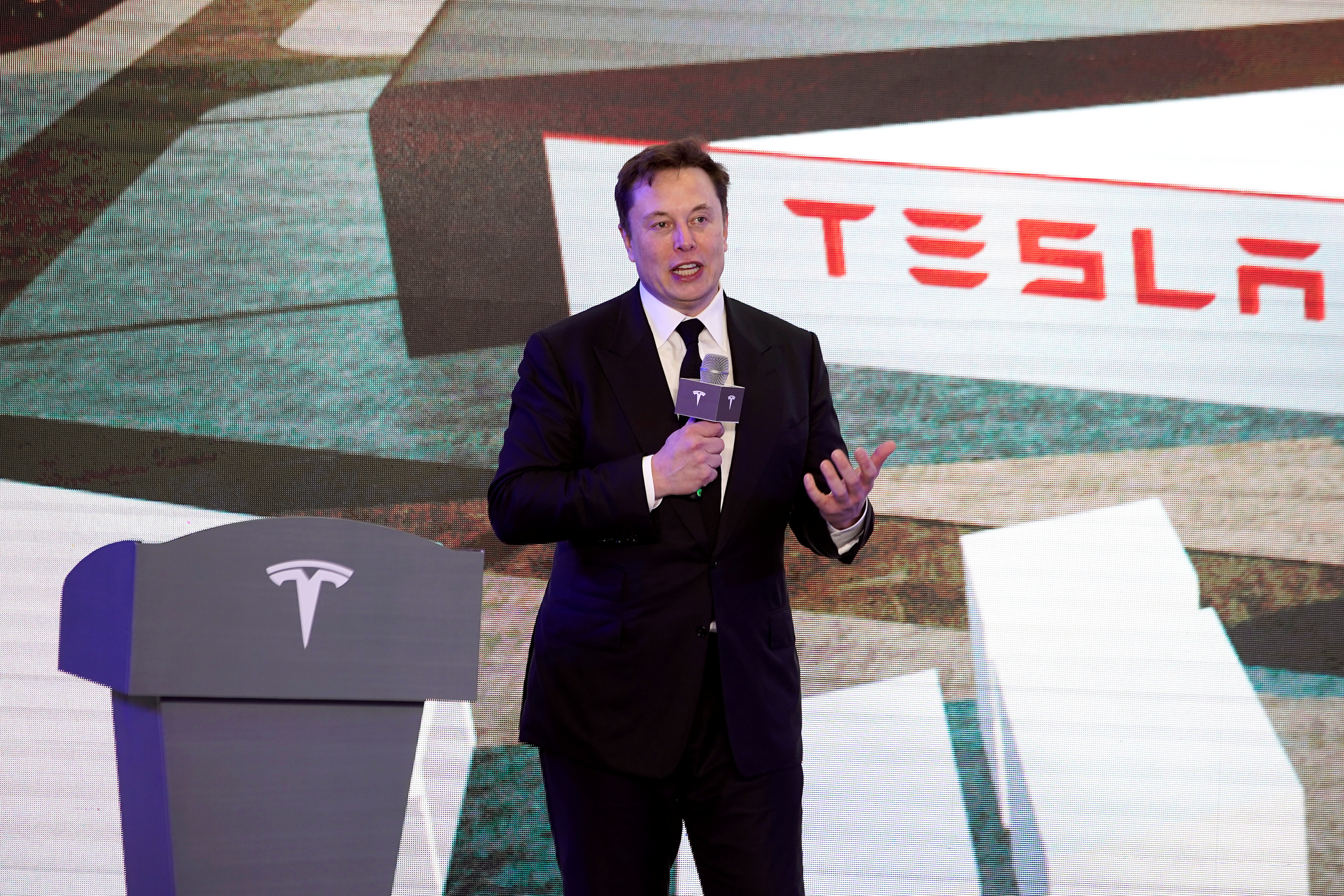 Tesla stock hits 2-year low after Elon Musk