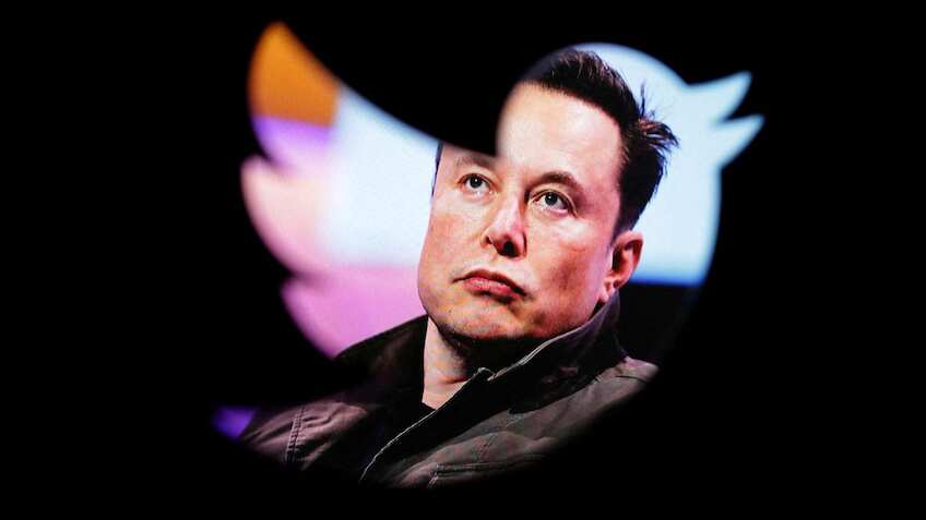 Elon Musk says he will find a new leader for Twitter