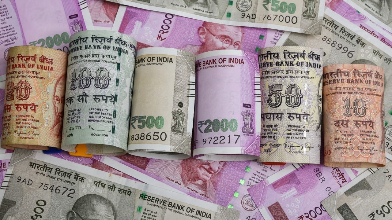 Rupee Vs Dollar: Where Indian currency is headed? Experts speak ...