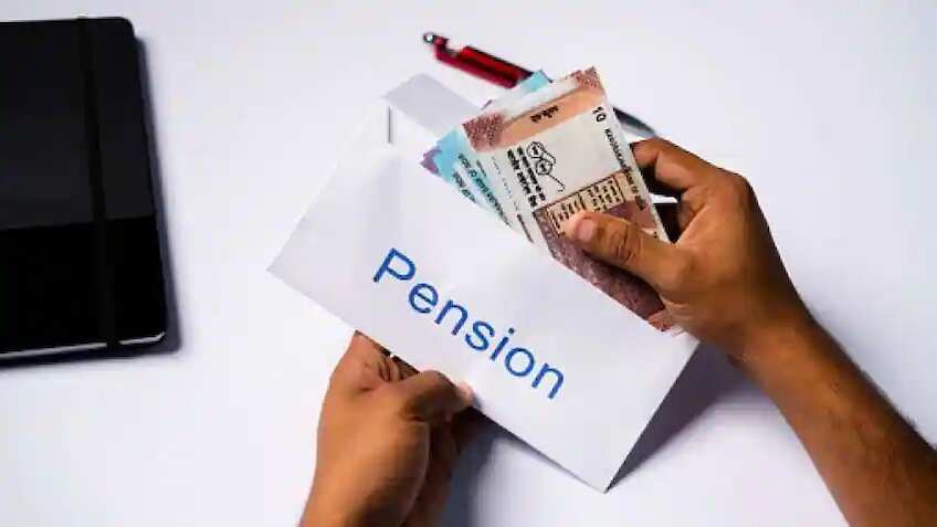 "Burden for future taxpayers": NITI Aayog VC expresses concern over revival of old pension scheme
