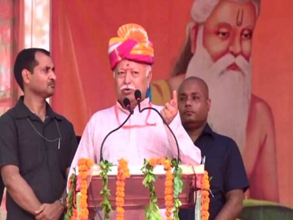 All people living in India are Hindus: RSS chief Mohan Bhagwat