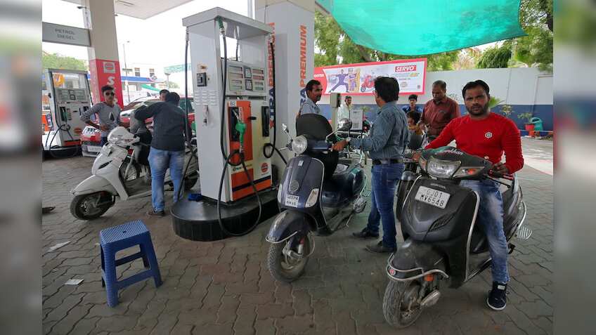 Petrol-Diesel Prices Today, November 30: Check latest fuel rates in Delhi, Chandigarh, Noida, Bengaluru, Chennai and other cities