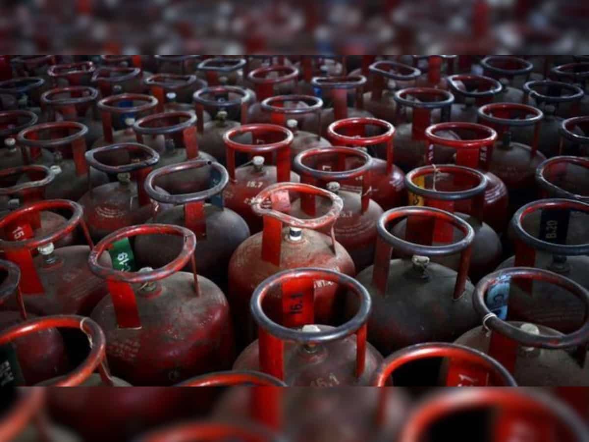LPG cylinder price update: No change in prices!