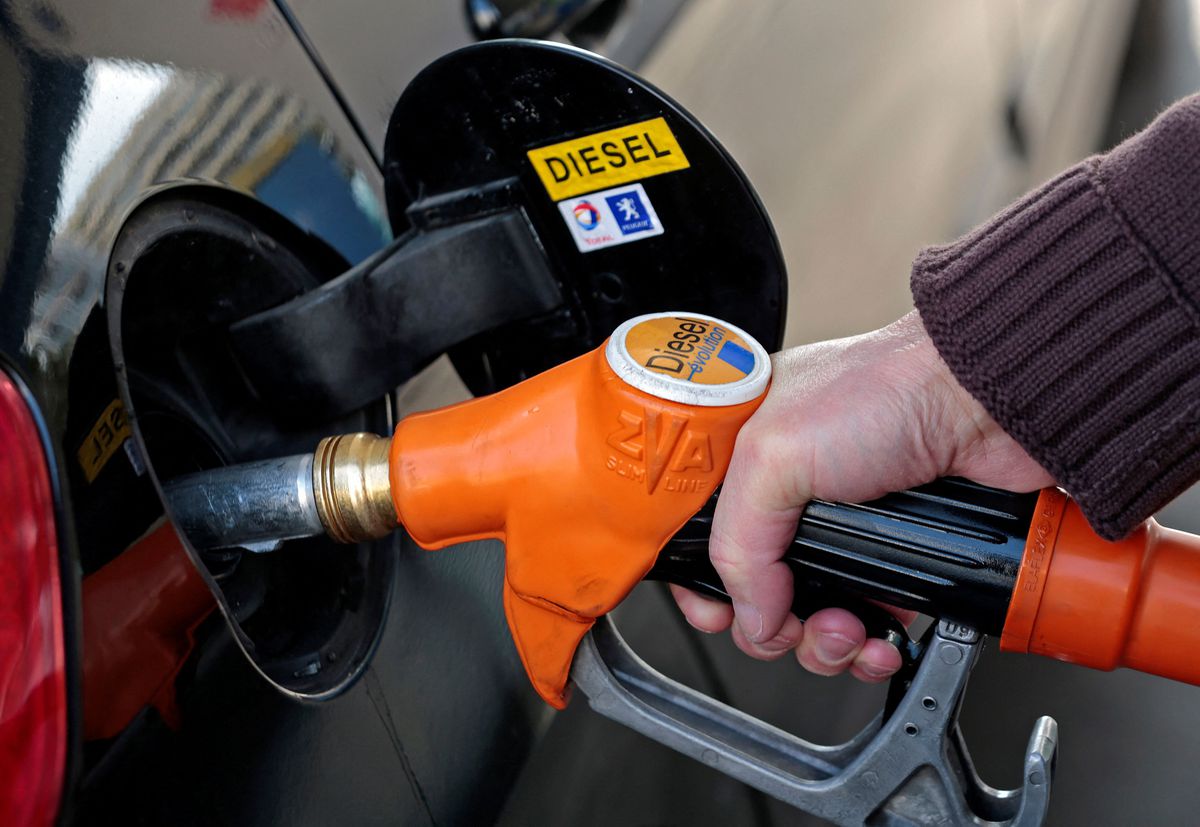 Petrol-Diesel Prices Today, December 7: Check latest fuel rates in Delhi, Mumbai, Chandigarh, Noida, Chennai, Bengaluru, and other cities
