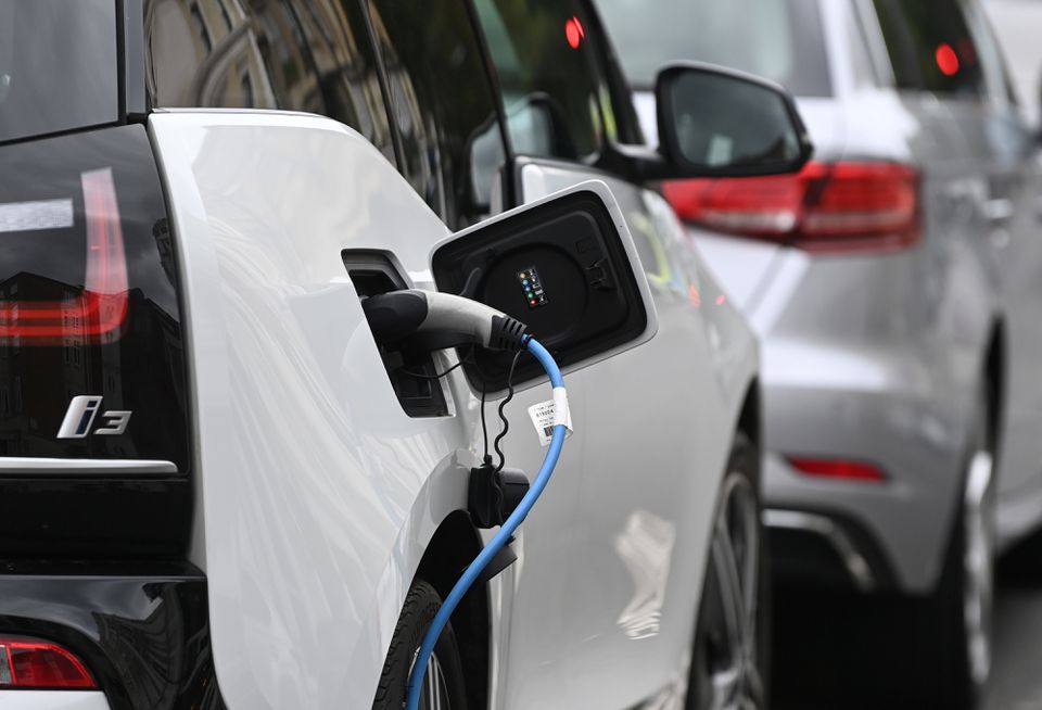 EV charging station business may require up to Rs 1.05 lakh crore investment by 2032: Report