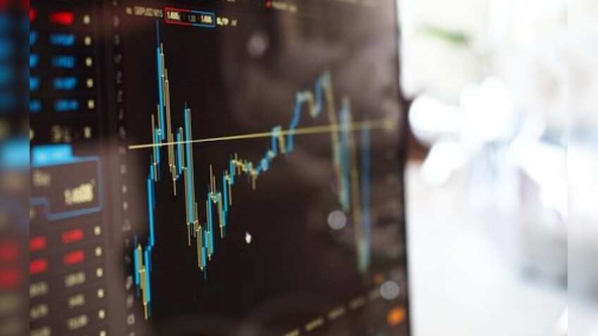 Traders Diary on 20 stocks: Buy, Sell or Hold strategy on Vedanta, ICICI Bank, Eicher Motors, SBI others