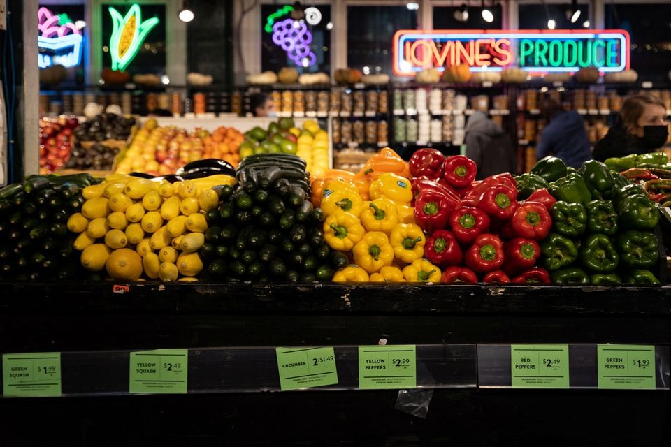 US consumer prices increase moderately in November amid