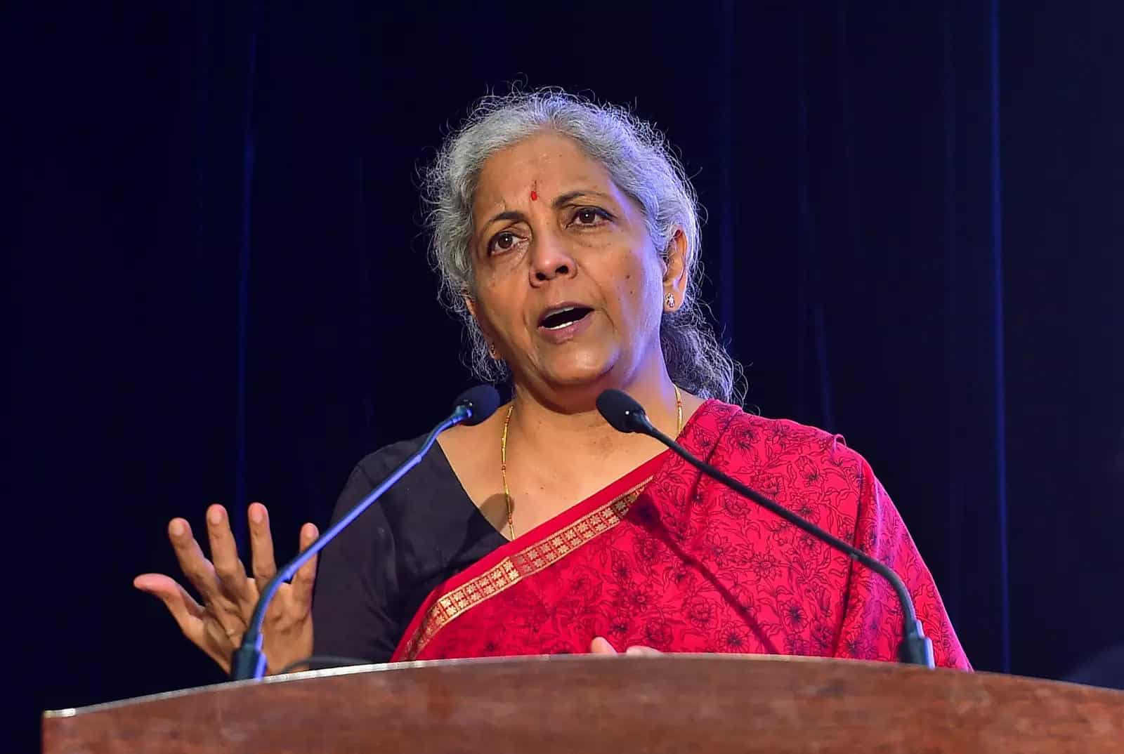 Finance Minister Nirmala Sitharaman Admitted To Aiims In Delhi Zee Business