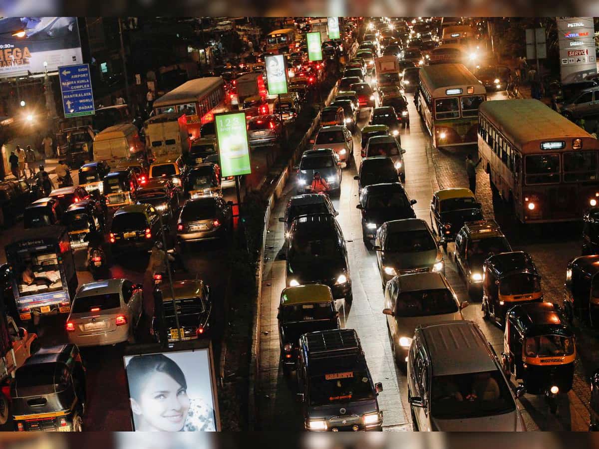 Total vehicle retail sales jump 15% to 2.11