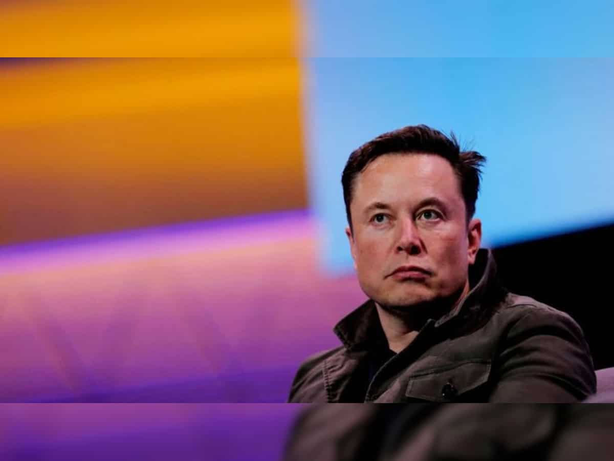 Eln Musk unveils new Twitter user interface; long-form