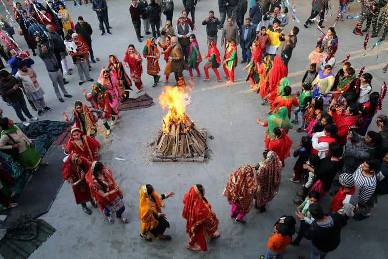 Lohri 2023 Date and Time January 13 or 14 when will Lohri be