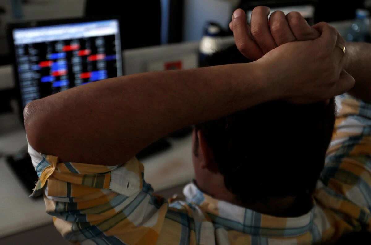 Stock Market HIGHLIGHTS: Sensex, Nifty end flat as market fails to hold on to the green amid choppy trade