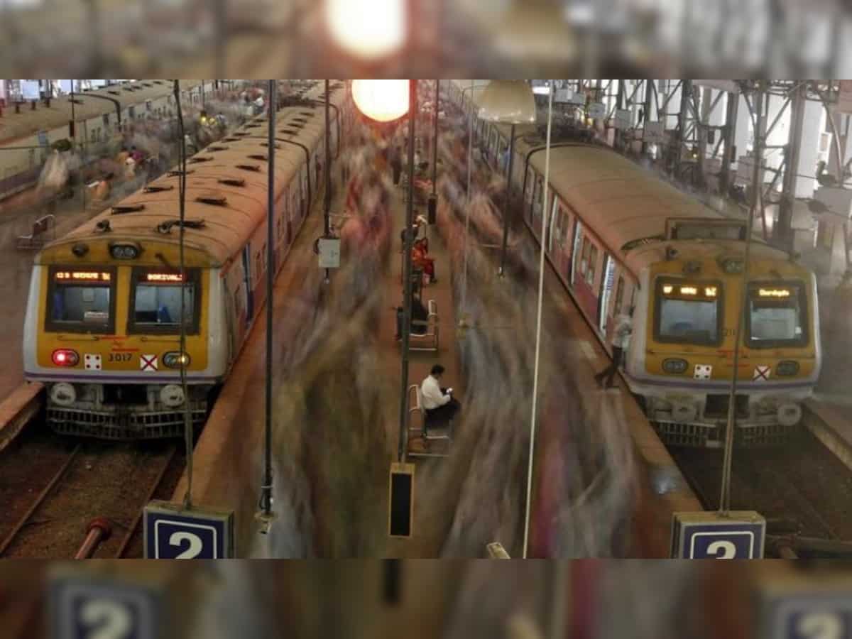 322 trains cancelled by Indian Railways today, January