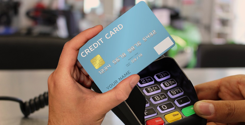 Valentine's Day may increase your credit card debt - THESE 4 tips can help you repay dues faster