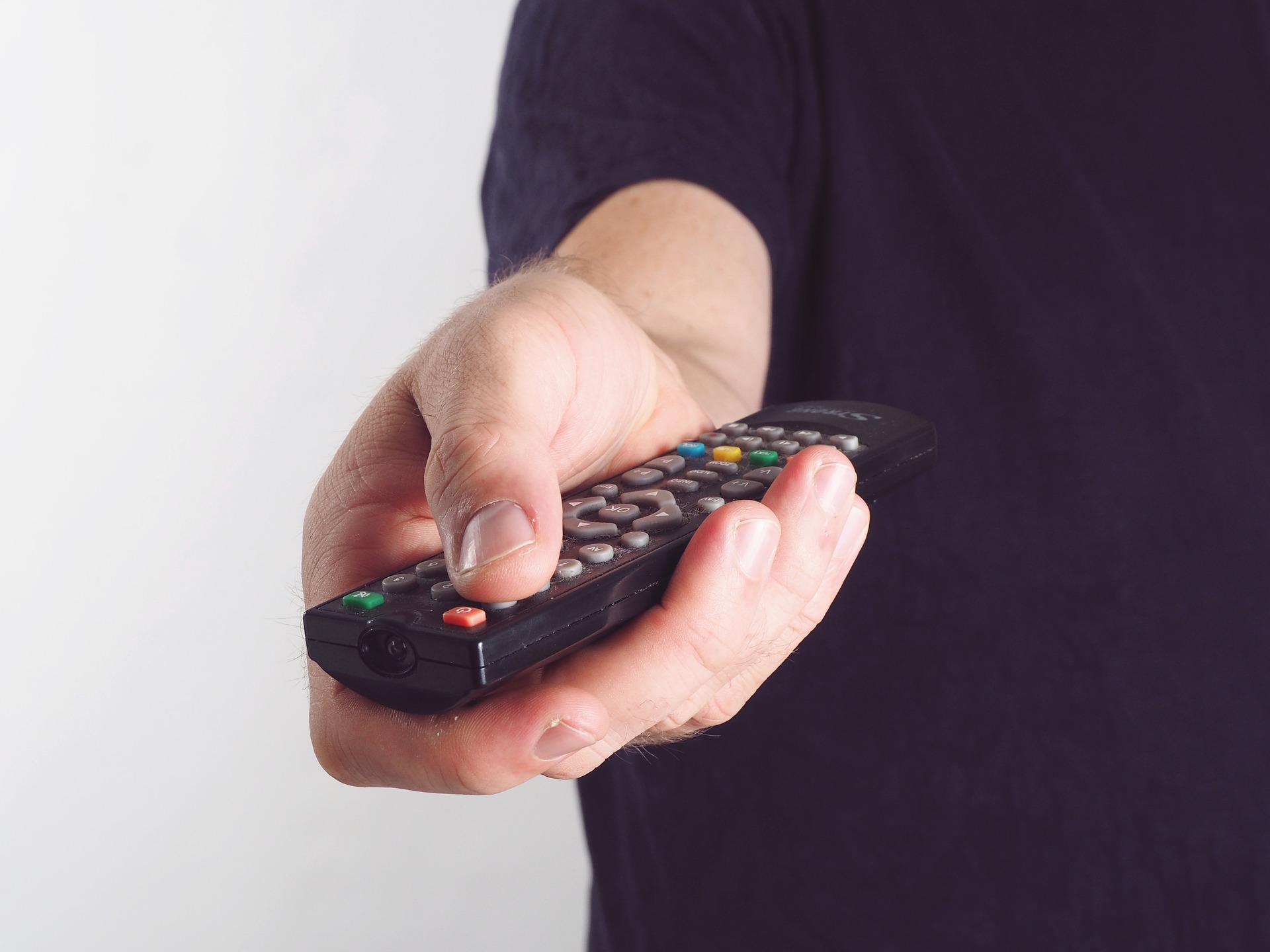 Broadcasters disconnect signals to cable operators over new norm, over ...