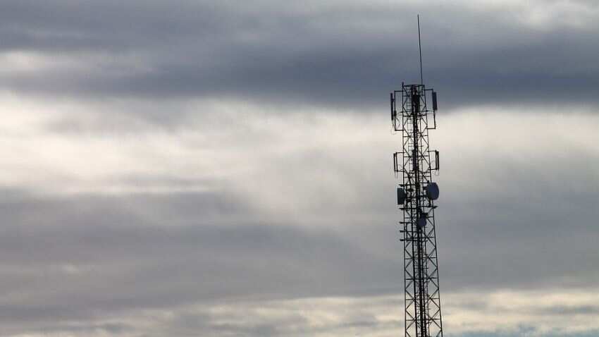 Telcos' body COAI bats for more 5G spectrum; says mid band 6GHz airwaves needed for optimum service quality, costs 