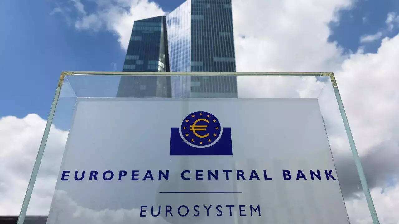 Editor's Take: ECB Raised Rates By 0.5%, What's The Meaning Of Increasing Rates Amid Banking Crisis? | Anil Singhvi