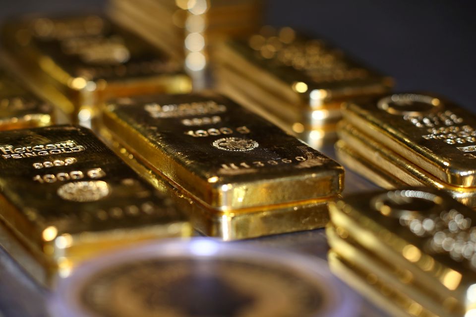 Gold price hit record high amid bank crisis