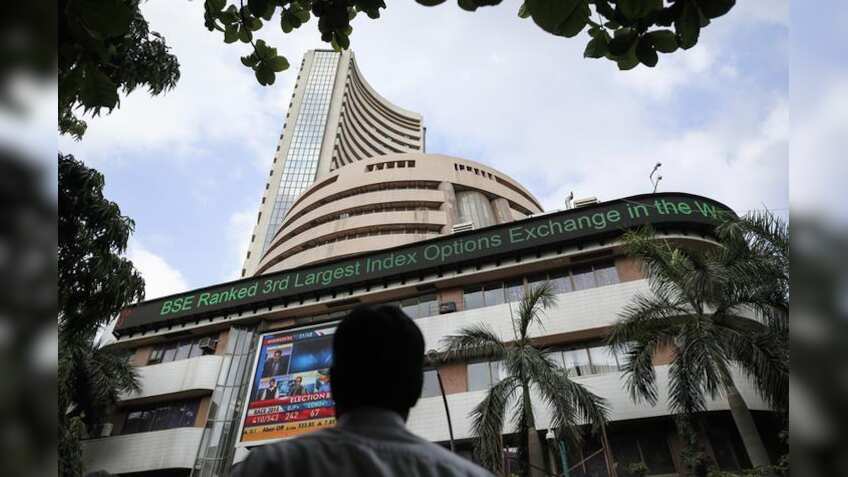 Top Gainers & Losers: HDFC Life, Sun Pharma rise most among blue-chip stocks; BPCL drops