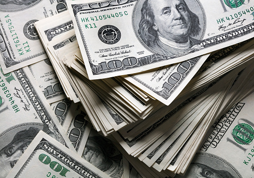 US dollar index dips ahead of crucial inflation data on Wednesday