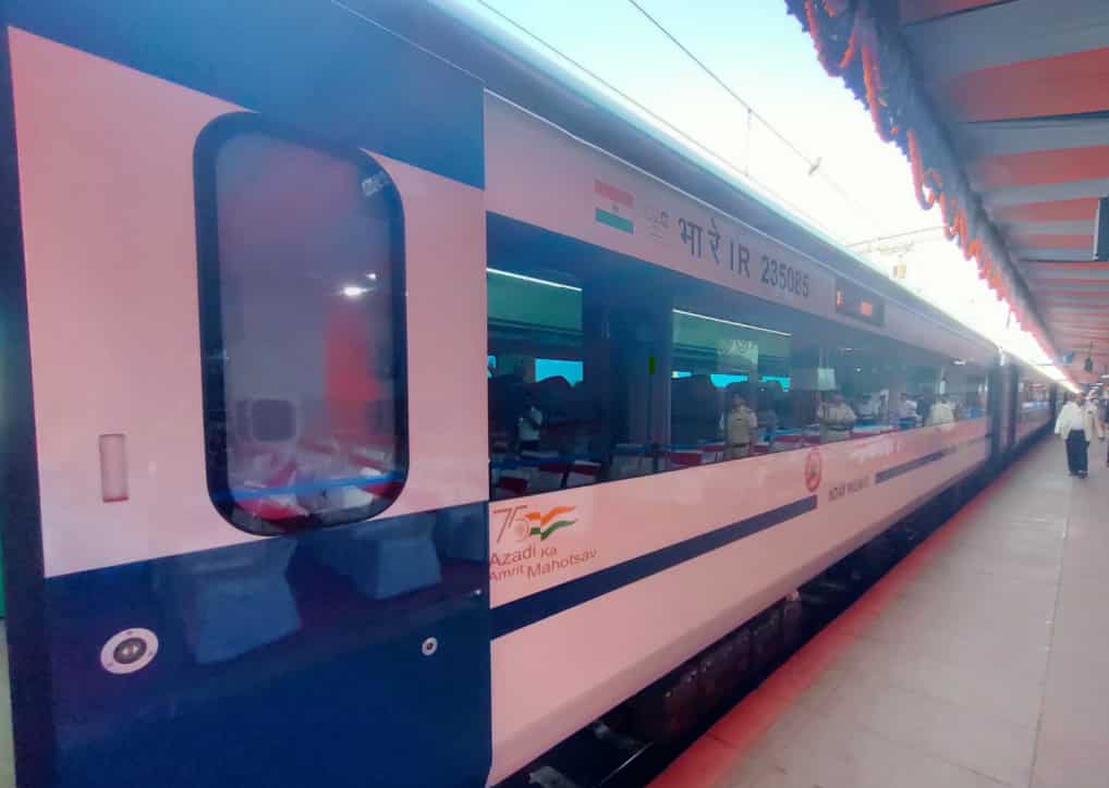 vande-bharat-express-ajmer-delhi-cantt-check-route-ticket-price