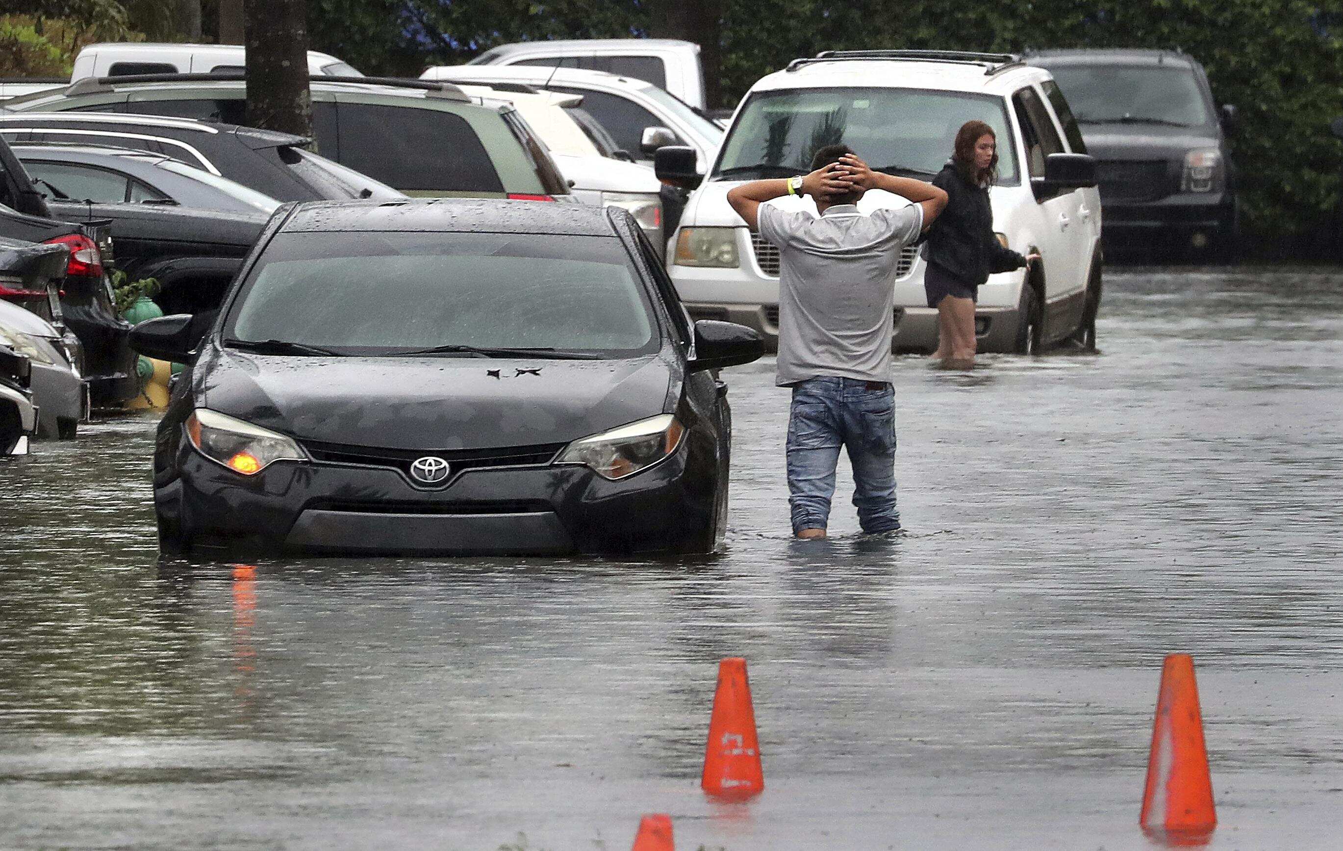 Torrential Downpours Cause Major Flooding In South Florida Zee Business