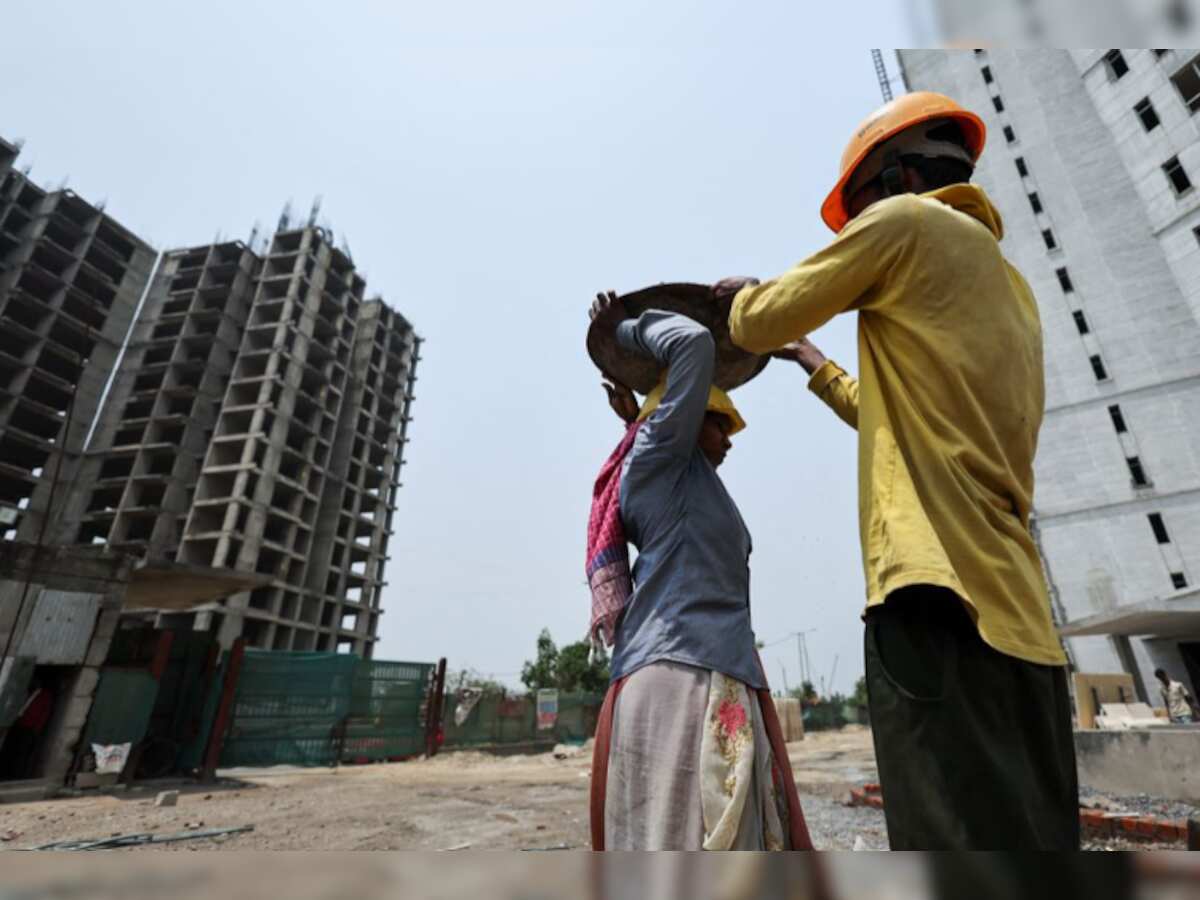 Delhi temperature today news heatwave in parts of delhi temperature