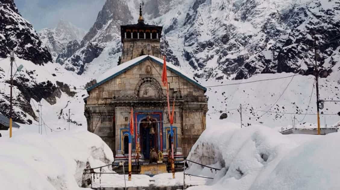 Char Dham Yatra: Badrinath Dham Continuous Snowfall Disrupts Preparations For Yatra