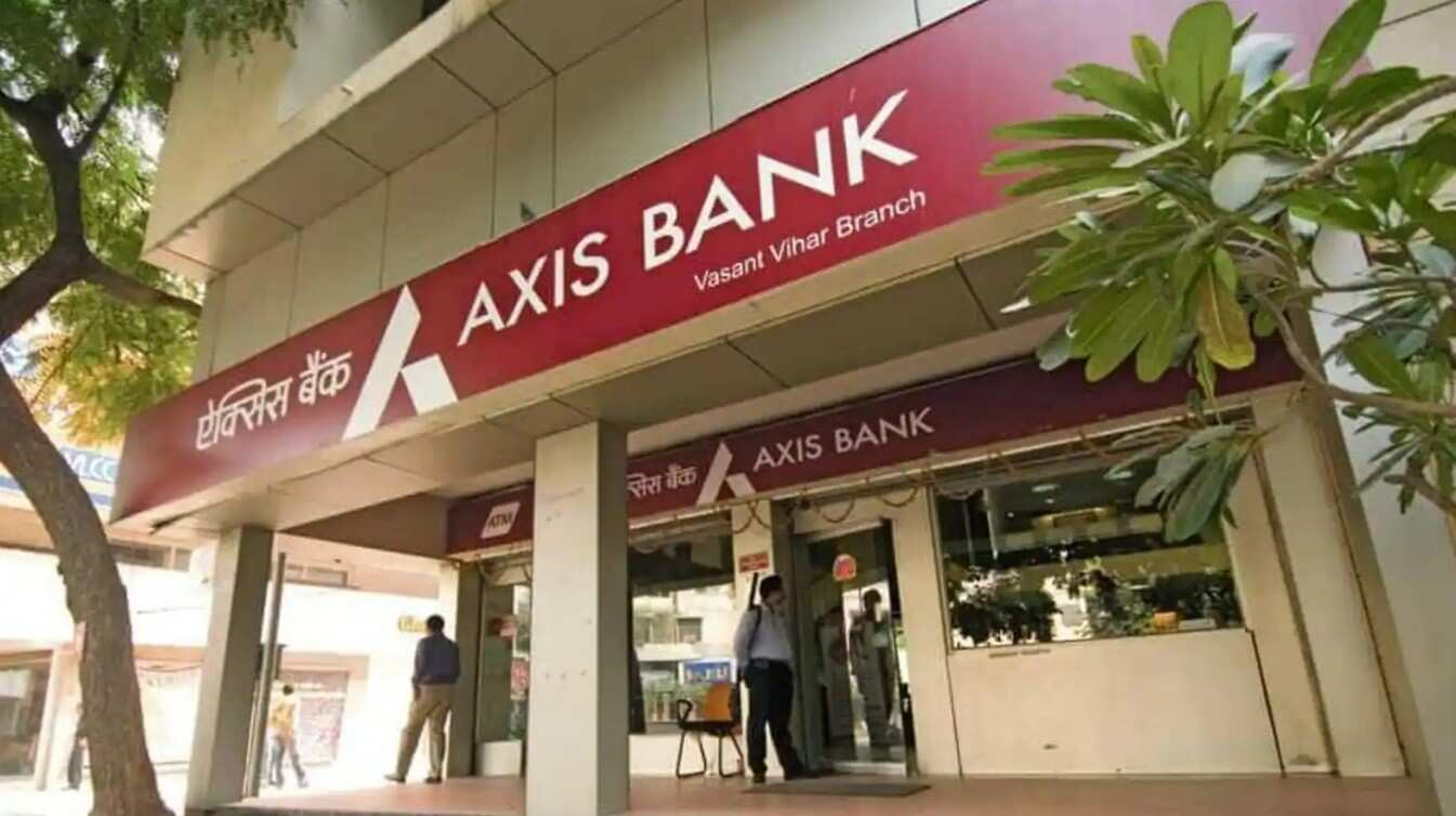Axis Bank Share Price Drops Post Q4fy23 Results A Bull Vs Bear Case Analysis Zee Business 8060