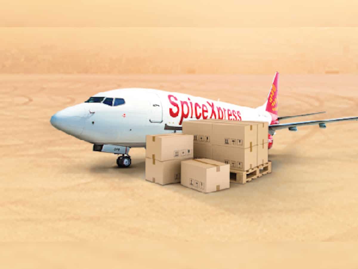 SpiceJet plans to operate more flights under 'Operation Kaveri' | Zee ...