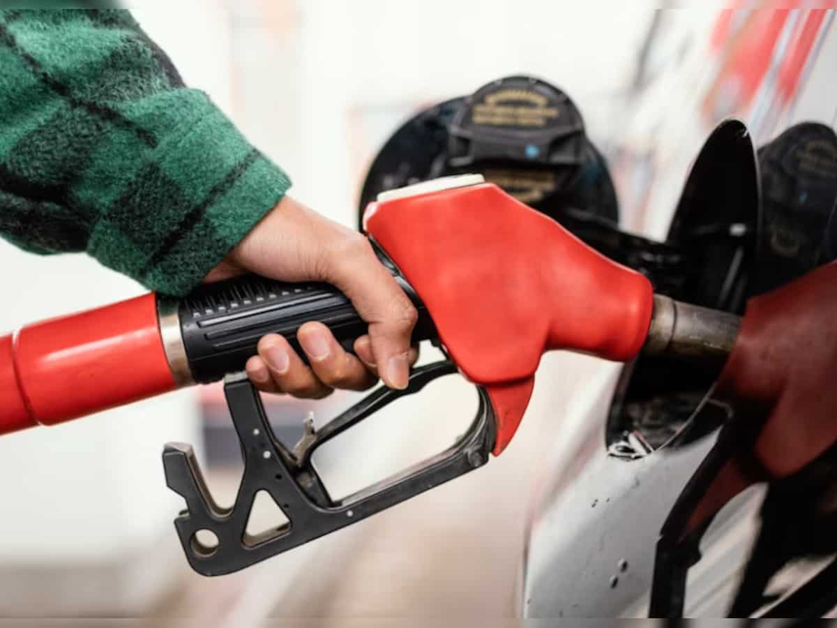 Petrol, Diesel Price: Check petrol prices in Delhi, Noida, Mumbai and other cities