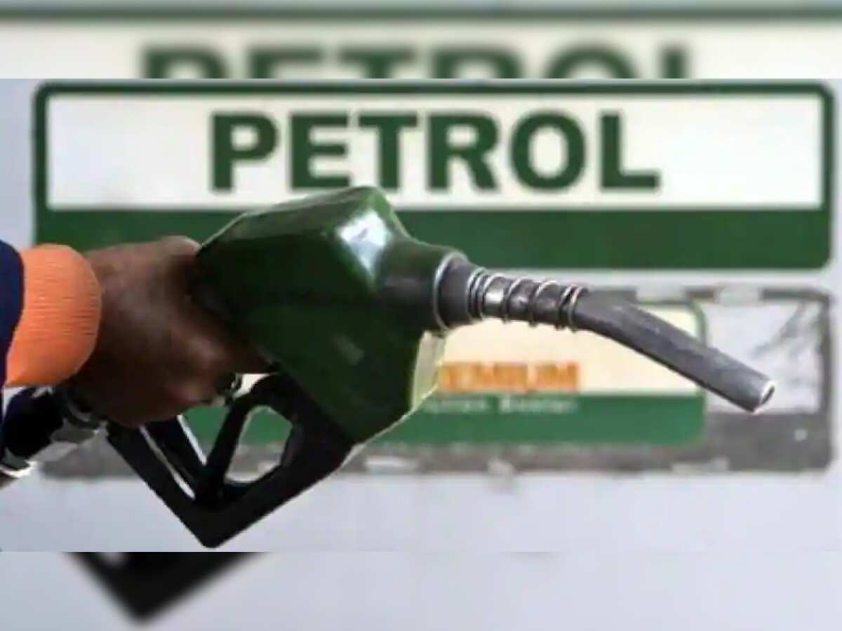 Petrol pumps in Kolkata see 10-times spike in payments in Rs 2,000 currency notes
