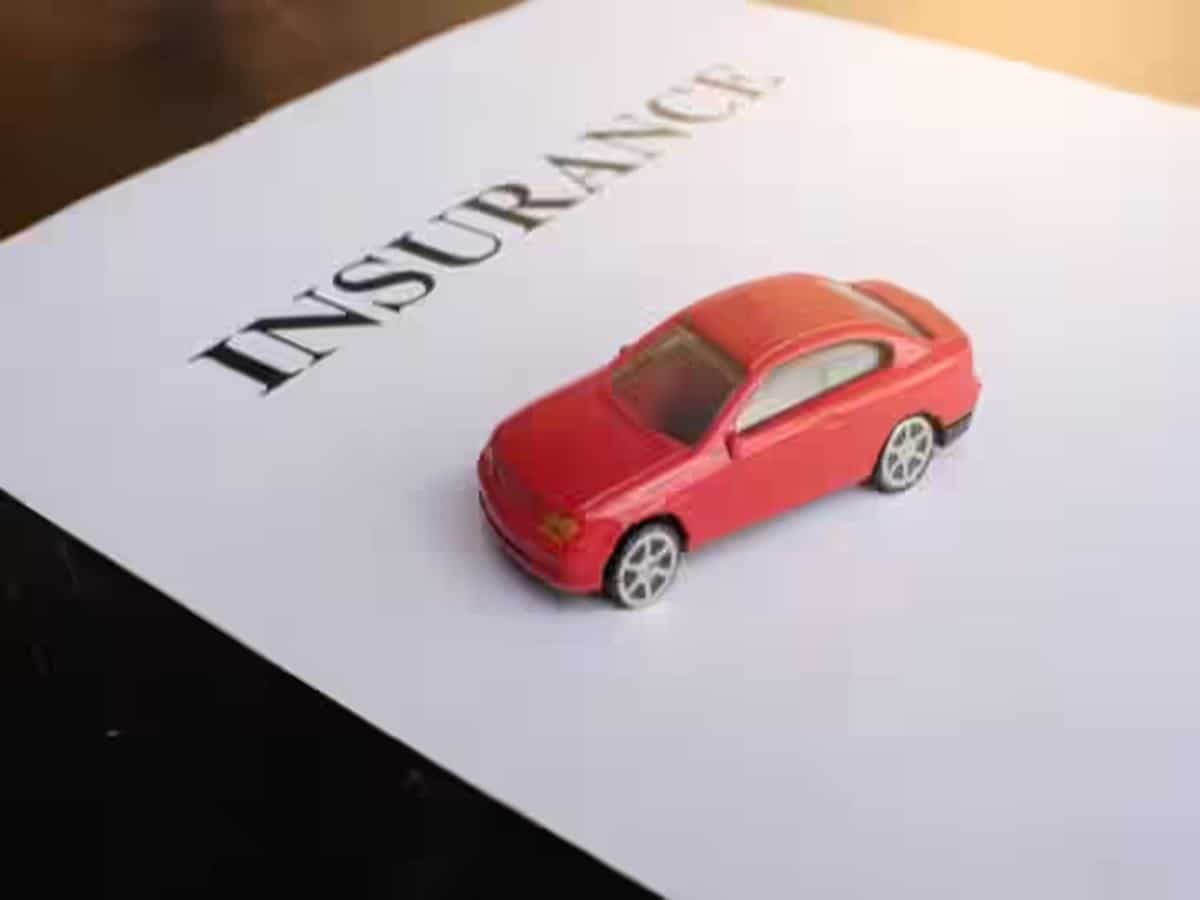 How to lower your motor insurance premium? — Third party, comprehensive and  pay-as-you-drive policy explained | Zee Business