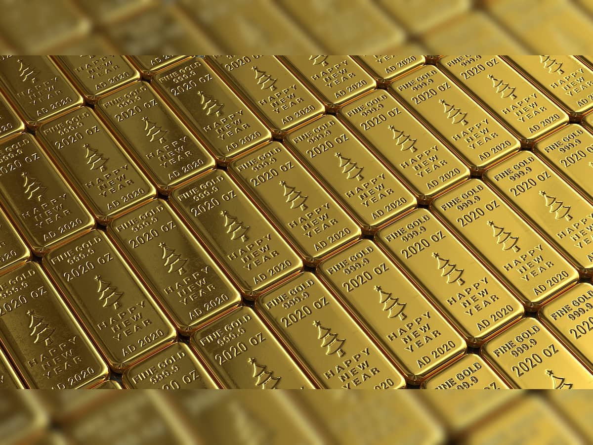 Gold futures jump to Rs 59,437, silver futures also rise 