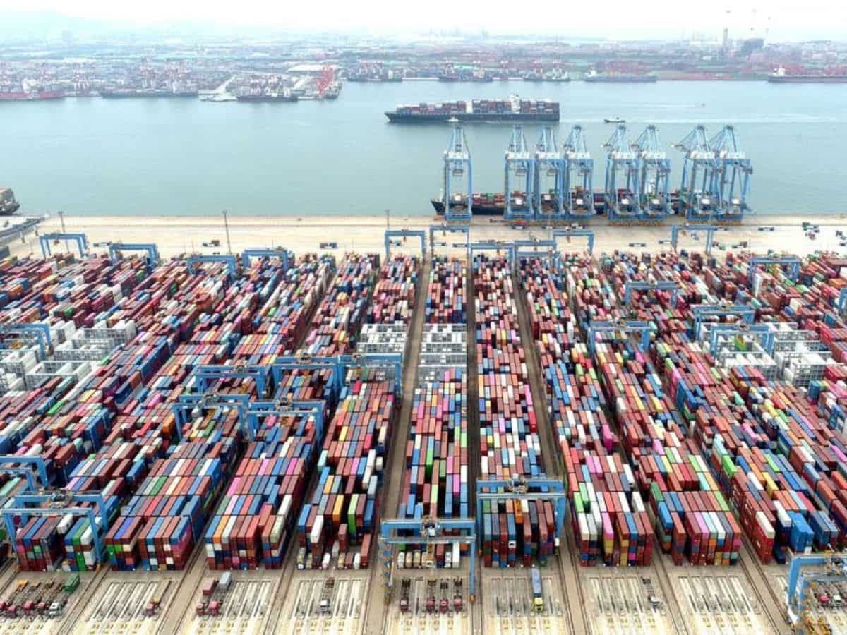 China's exports tumble in May as global demand falters